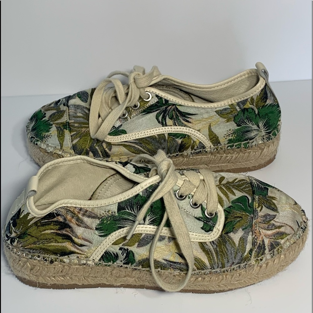 3/$20 Sale! JSlides Floral Espadrille Sneakers